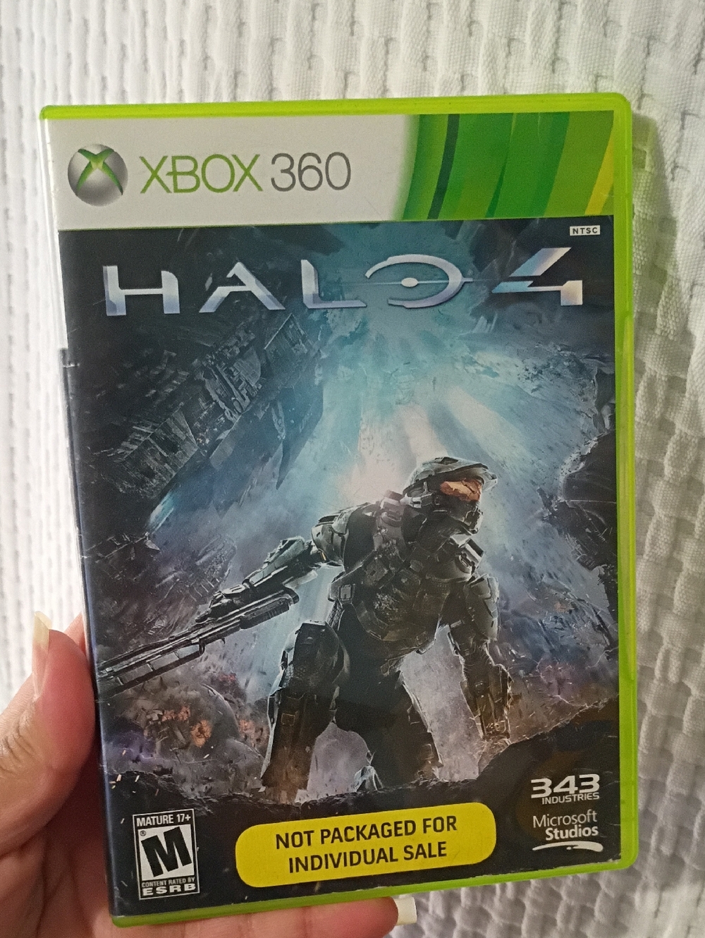 Halo 4 — Xbox 360 Video Game (Green Case)